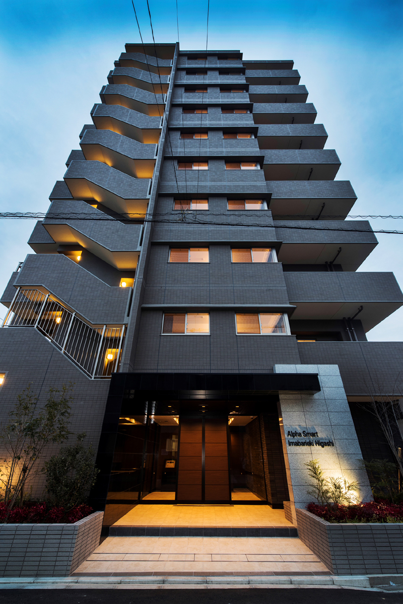 アルファスマート 今治駅東