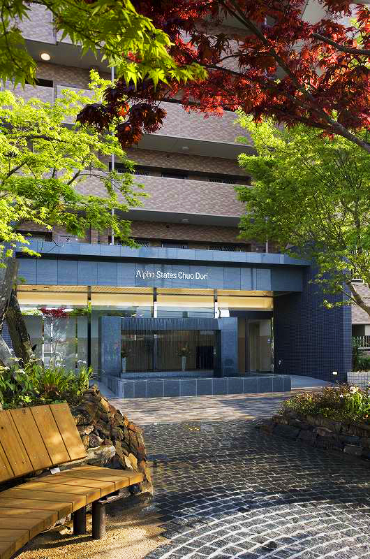 アルファステイツ 中央通り